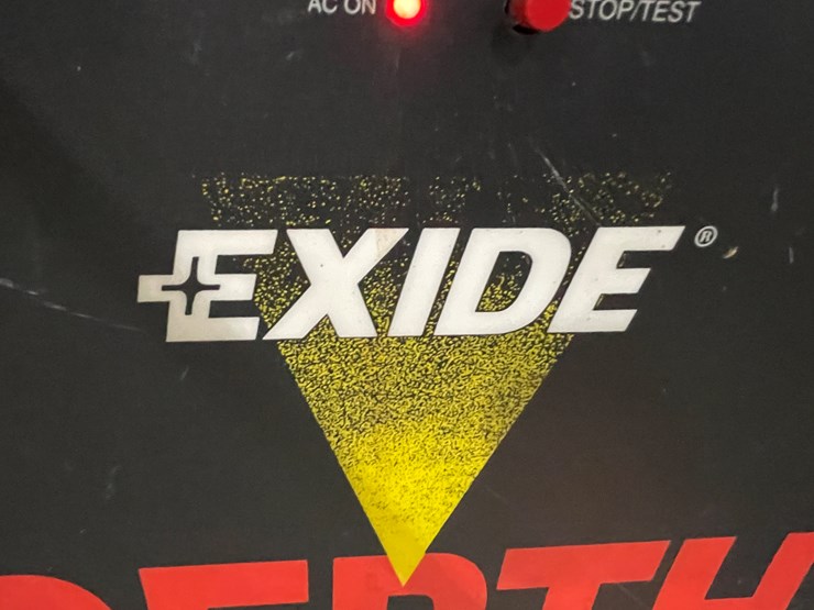 #7159-•-exude-depth-charger-forklift-battery-charger-image-8