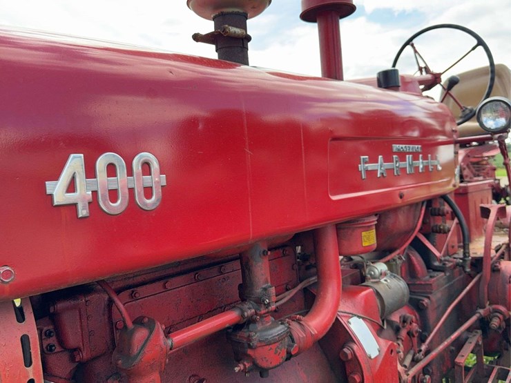 farmall-400-image-66