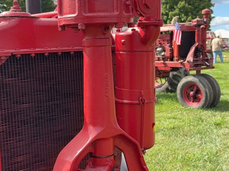farmall-f-20-image-23