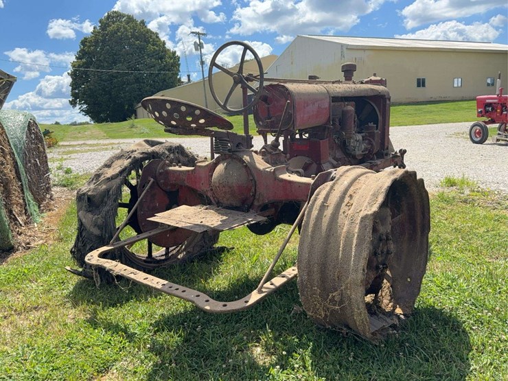farmall-f-20-image-6