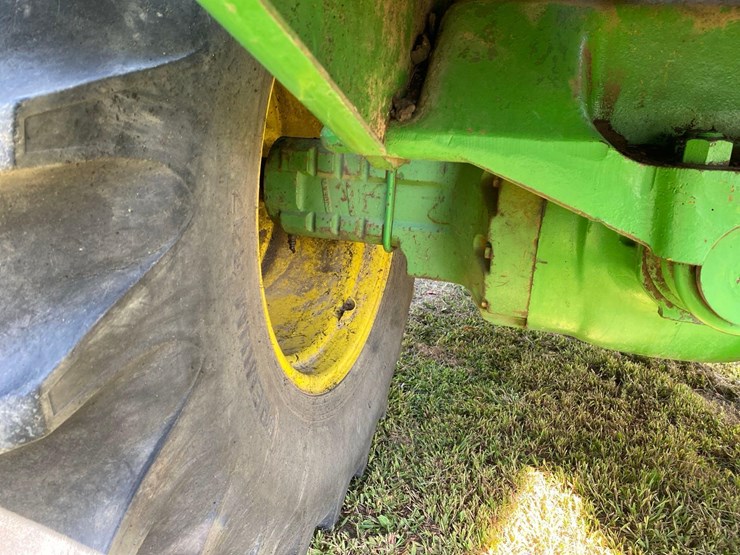 john-deere-8430-image-11