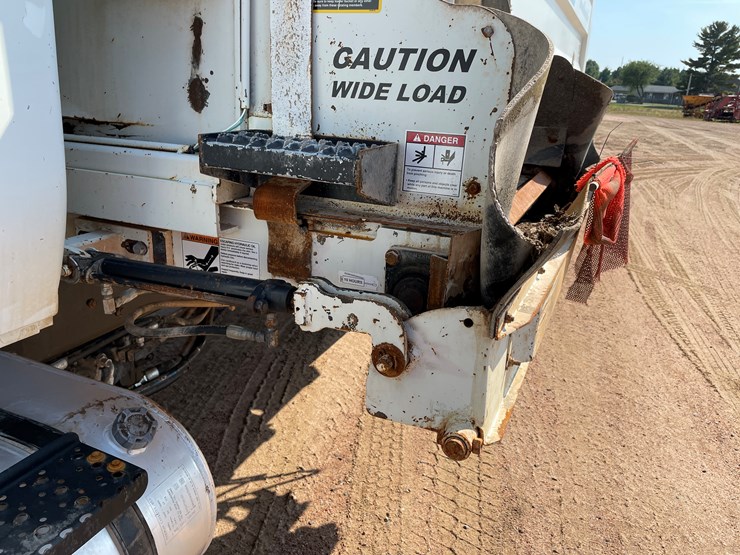 #2000-•-2020-international-roto-mix-mixed-ration-feed-truck-(has-tx-title)-(mosinee,-wi)-image-16