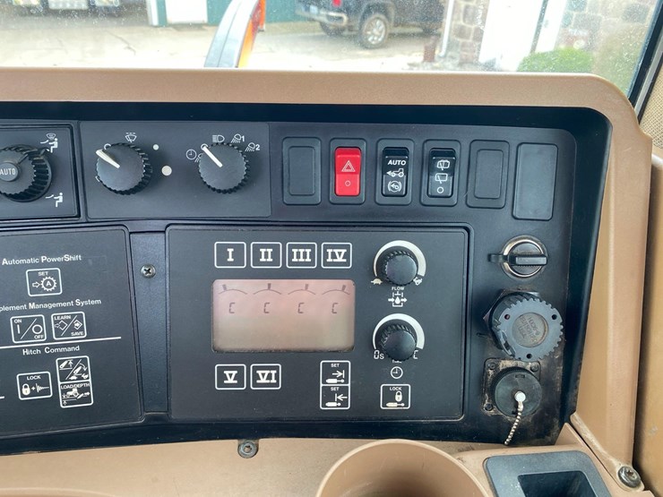 2007-john-deere-8330-image-39