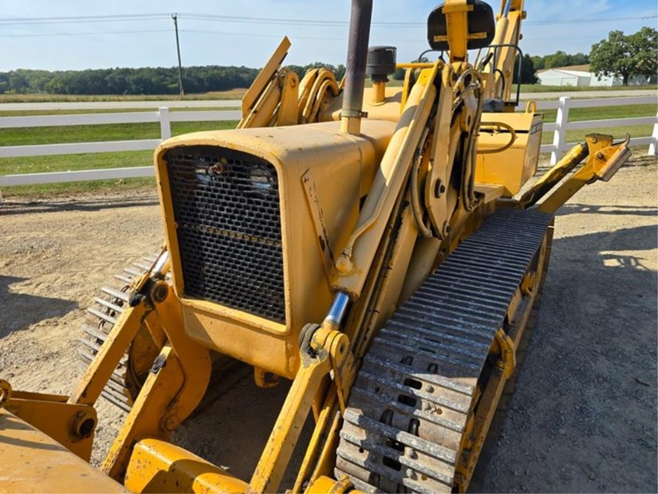 1974-john-deere-450-image-11