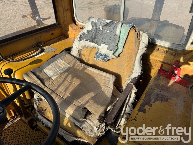 caterpillar-920-image-27