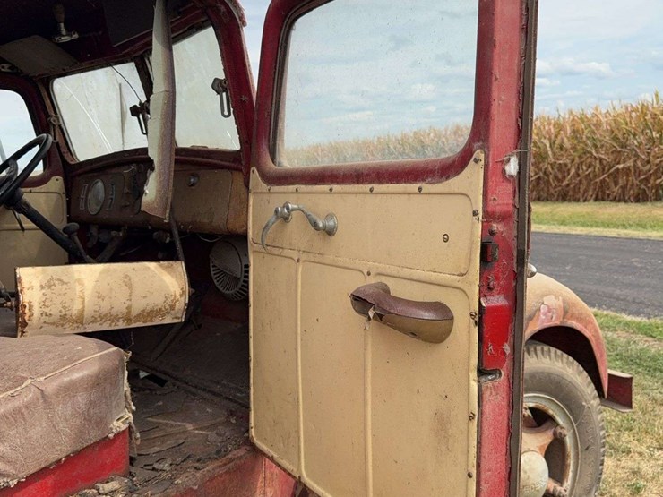 federal-grain-truck-image-90