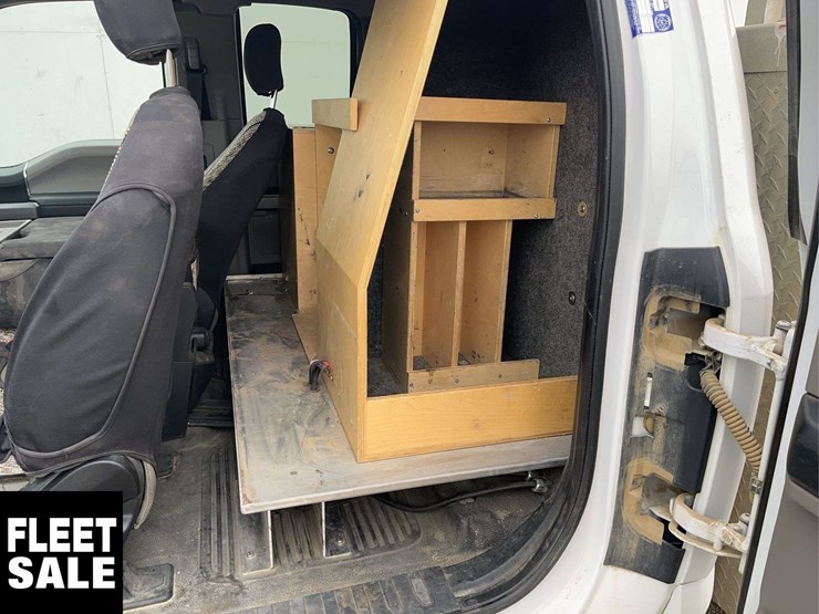 2020-ford-f350-image-13