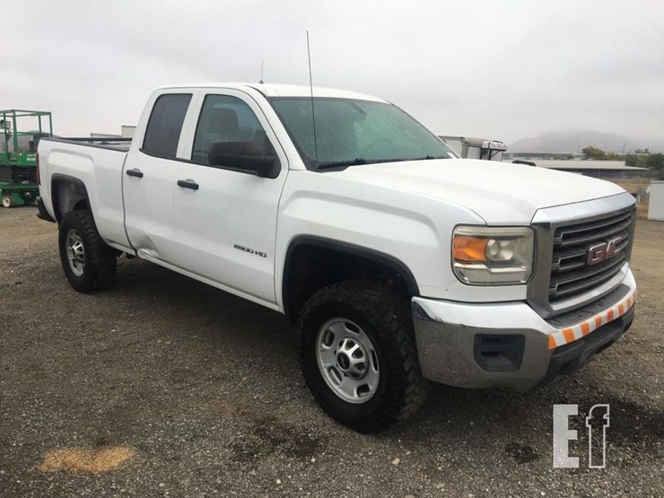 2015-gmc-2500hd-image-2
