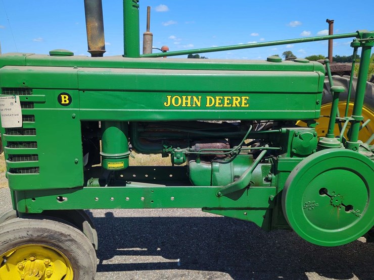 john-deere-b-image-12