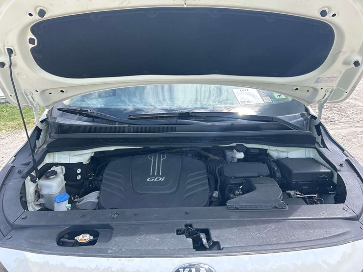 2015-kia-sedona-image-9