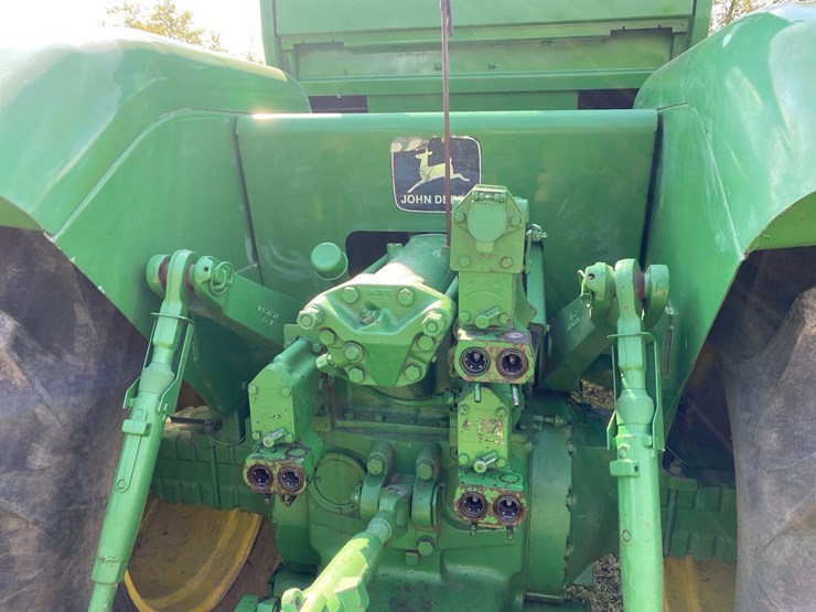 john-deere-8430-image-15
