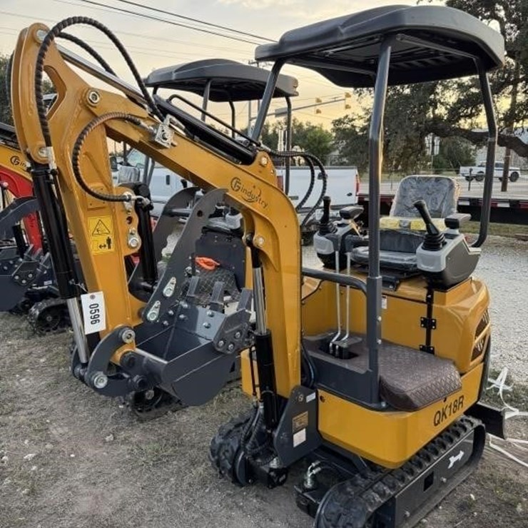CF Industries, QK18R mini excavator, gas engine,