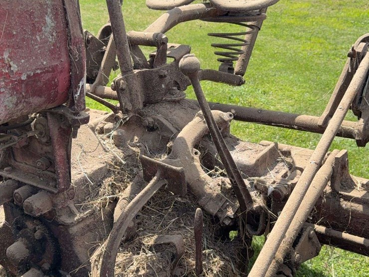 farmall-f-20-image-43