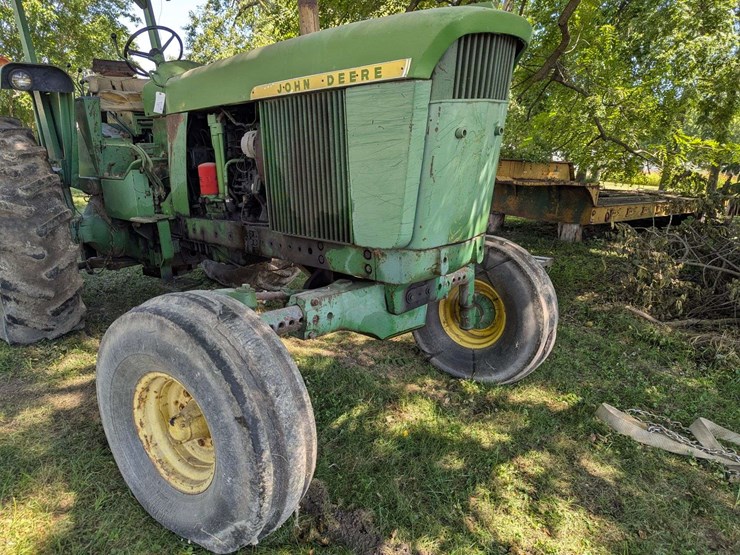 john-deere-4620-image-2