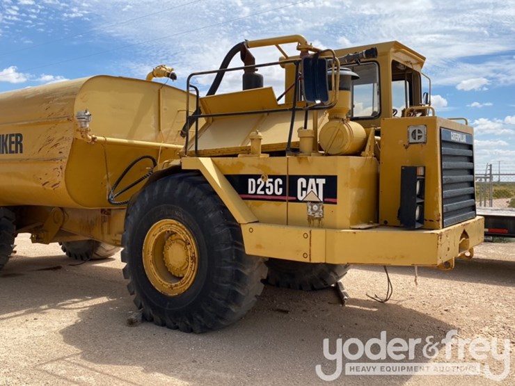 caterpillar-d25c-image-8