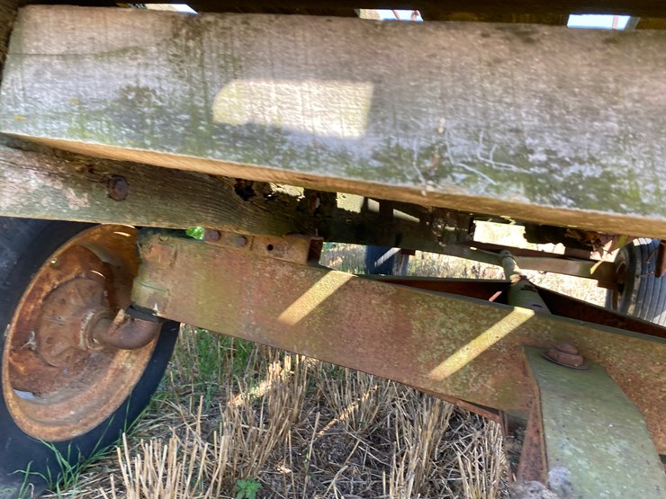 meyer-hay-wagon-image-15
