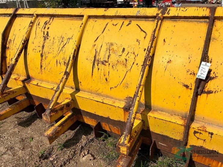 16ft-snow-push-box-image-11