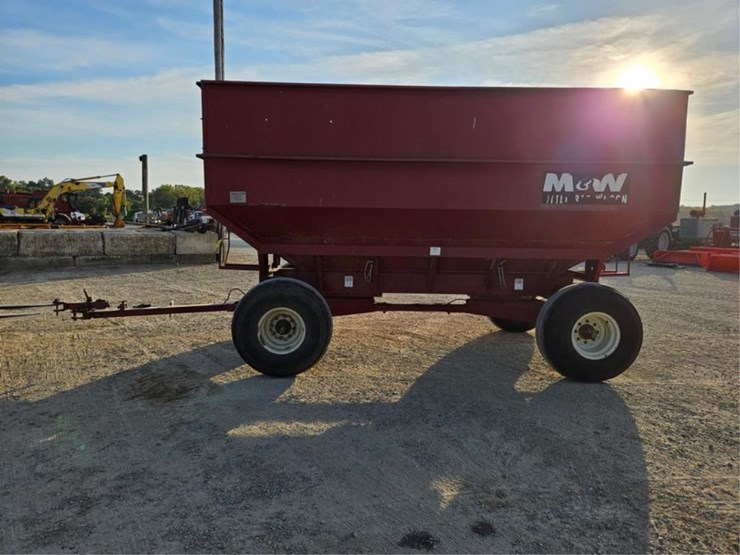 2015-m&w-400b-image-2