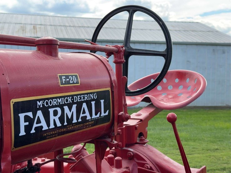 farmall-f-20-image-66