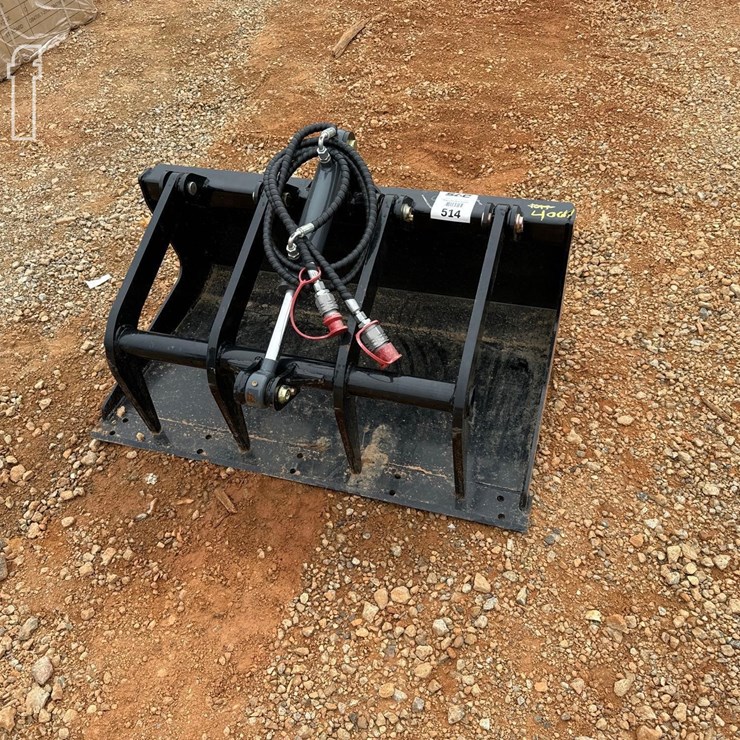 MINI SKID STEER GRAPPLE BUCKET ATTACHMENT