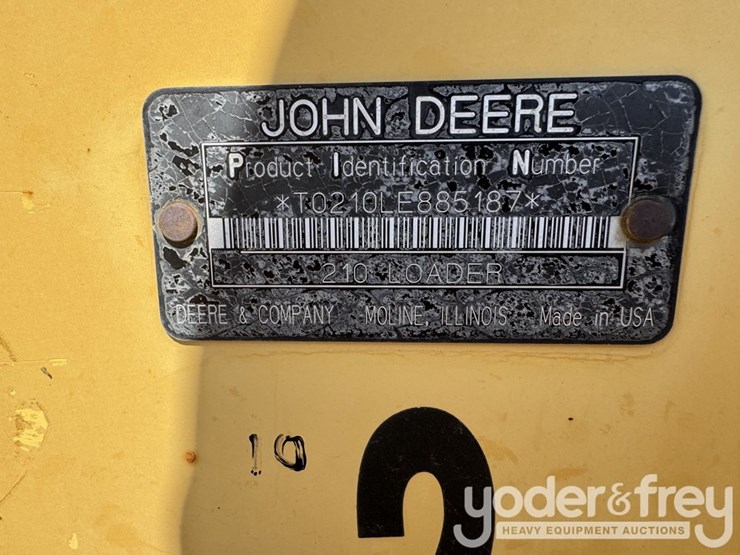 johndeere-210le-image-25
