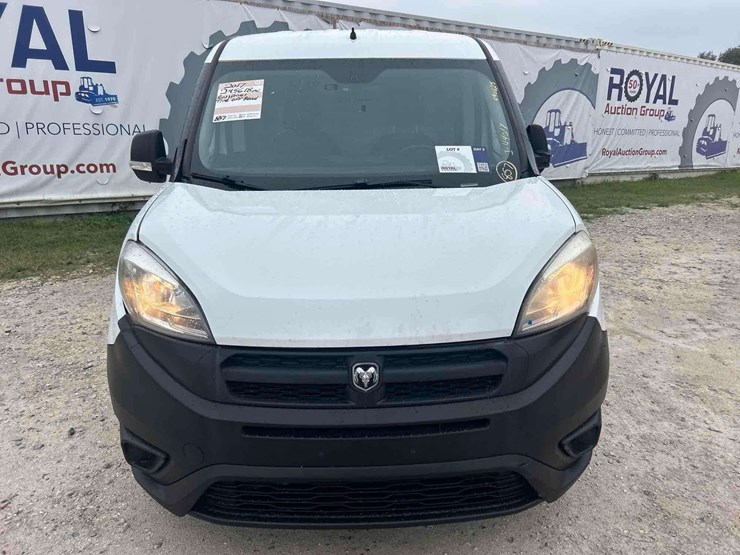 2017-ram-promaster-city-image-23
