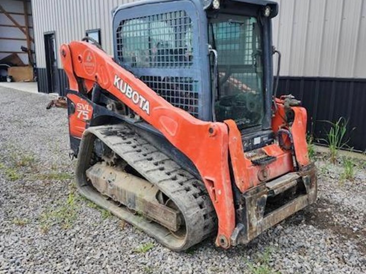 2013-kubota-svl75-image-1