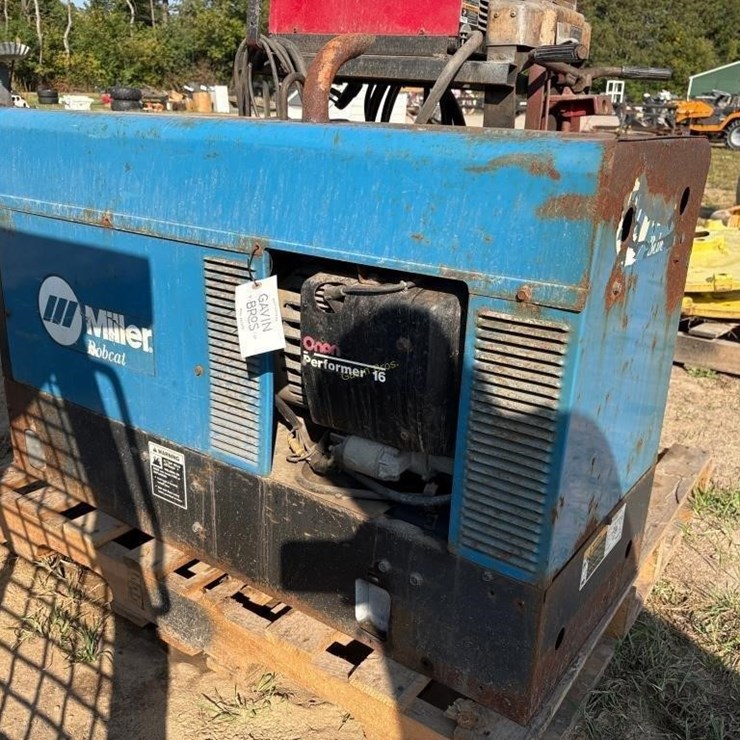 MILLER BOBCAT 225