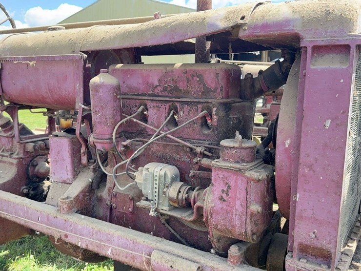 farmall-f-20-image-58