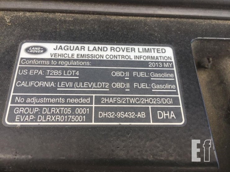 2013-land-rover-lr4-image-14