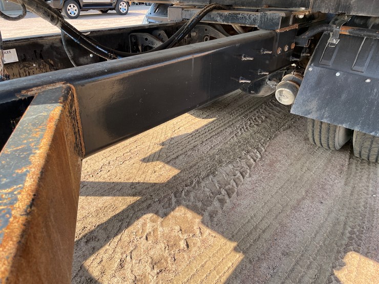 #2000-•-2020-international-roto-mix-mixed-ration-feed-truck-(has-tx-title)-(mosinee,-wi)-image-49