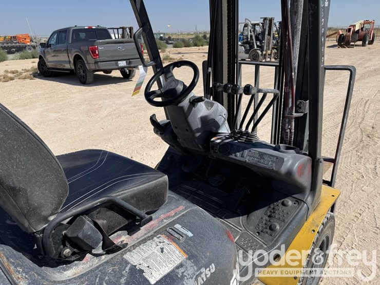 2020-komatsu-fg25t-16-image-19