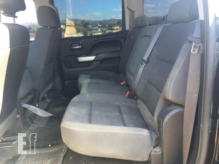 2016-chevrolet-silverado-image-8