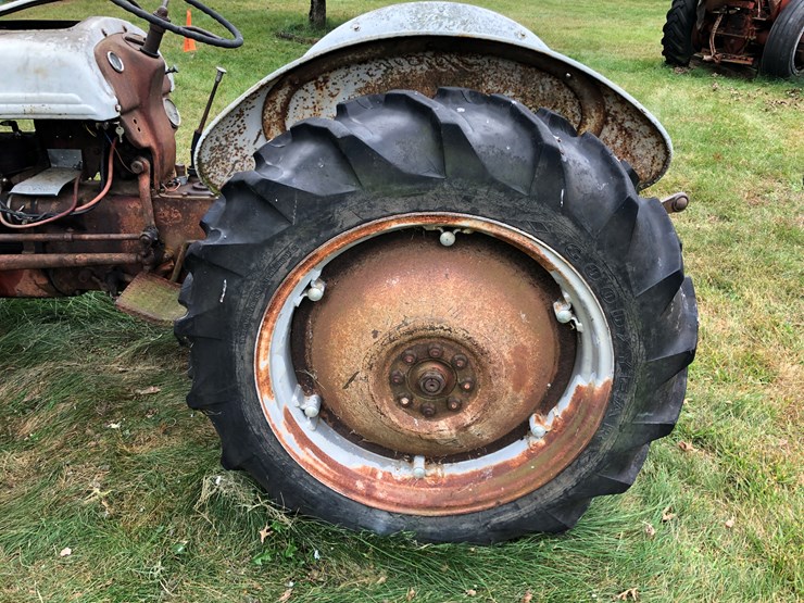 ford-8n-image-12
