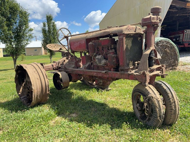 farmall-f-20-image-8