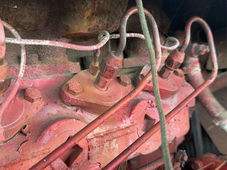 farmall-560-image-50