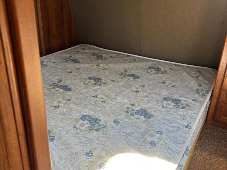 2013-keystone-hideout-28-bhs-camper---no-title-image-4