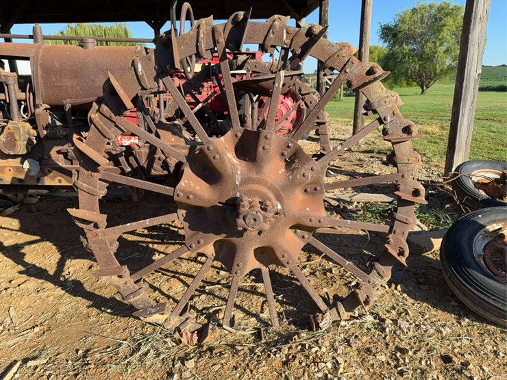 farmall-f-12-image-19