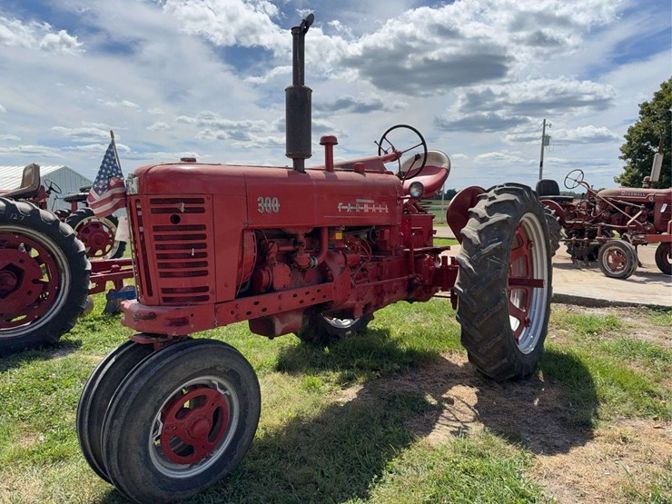 farmall-300-image-11