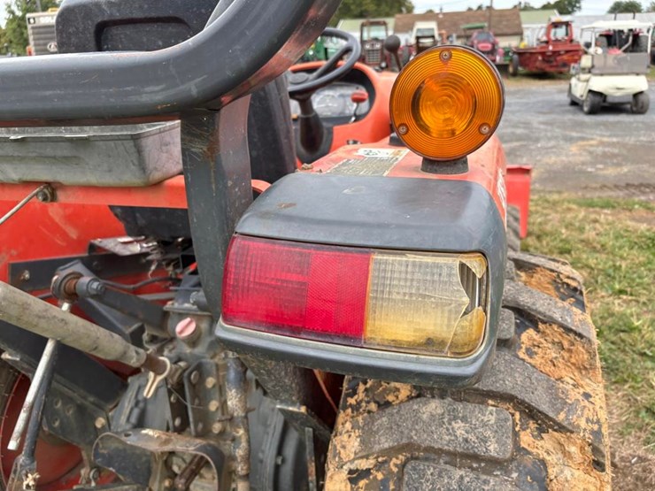 kubota-l3901-image-12