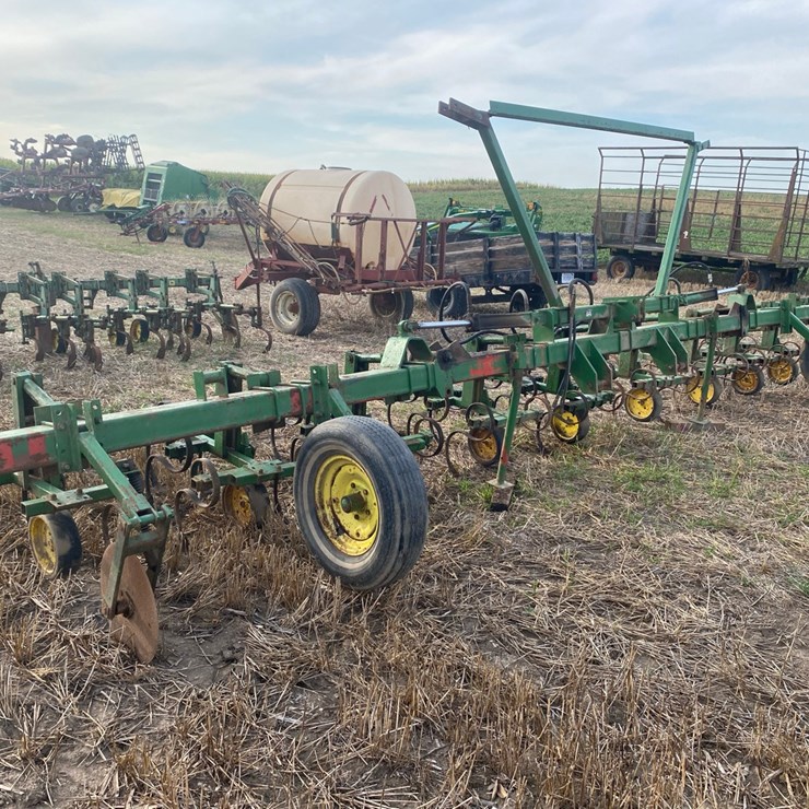 Brillion 8 x 36” row cultivator