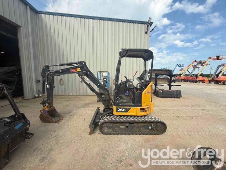 2022-deere-26g-image-2