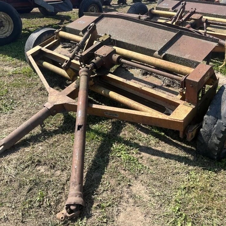 Pull-Type Hay Crimper/Conditioner