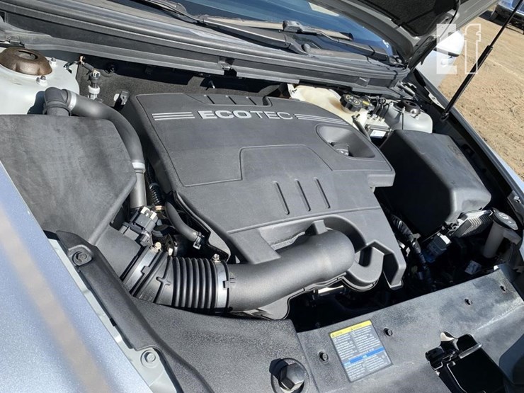 2010-chevrolet-malibu-lt-sedan-image-12