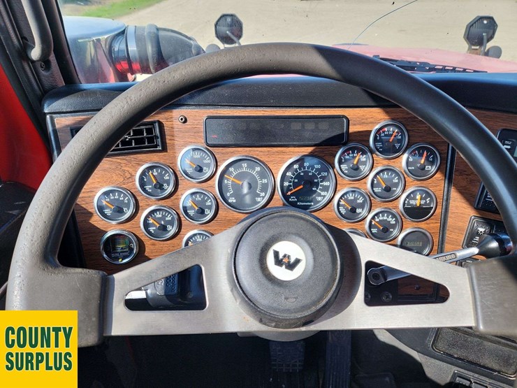 2012-western-star-4900-image-7