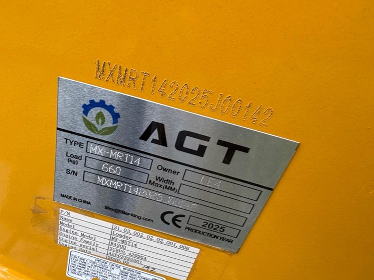 agt-mx-mrt14-compact-track-loader-image-4