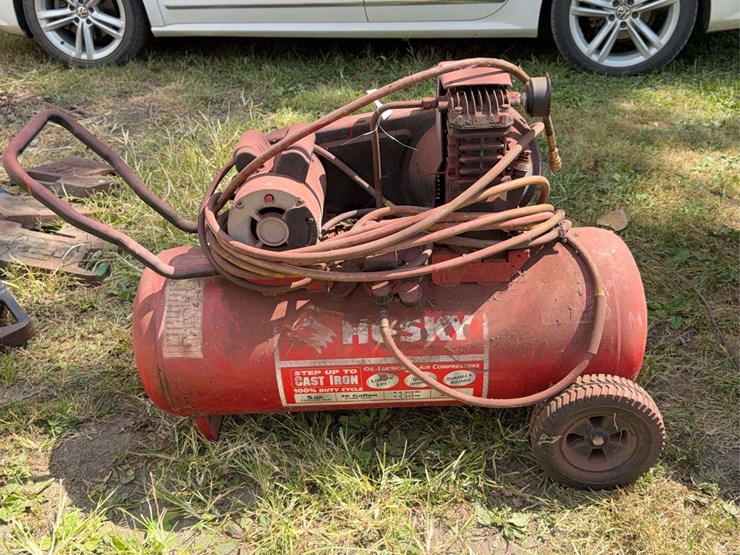 (2)-air-compressors-image-4