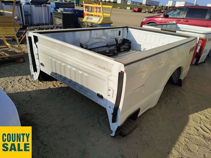 ford-8-ft-image-3