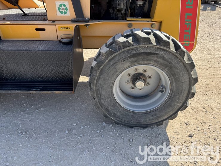 2012-load-lifter-2214-5d-image-16