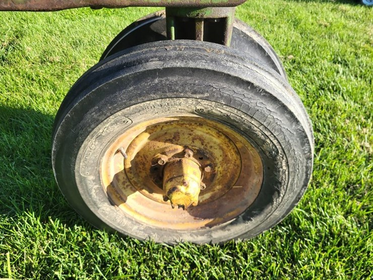john-deere-630-image-34